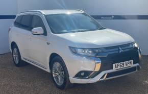 MITSUBISHI OUTLANDER 2019 (69) at WestawayMitsubishi Northampton