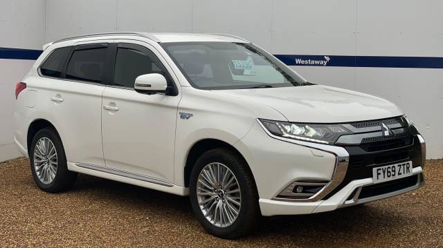 Mitsubishi Outlander 2.4 PHEV 4h 5dr Auto Estate Petrol / Electric Hybrid WHITE